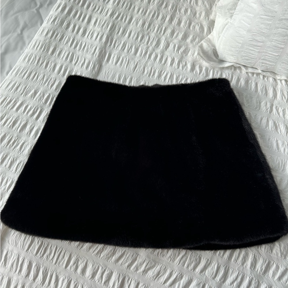 Elegant Black Skirt